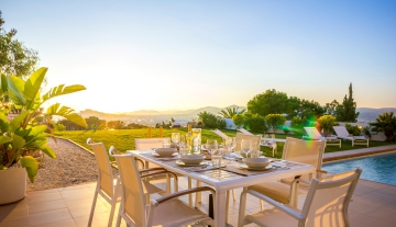 resa estates ibiza 2021 holiday home villa rent talamanca  outdoor dining.jpg